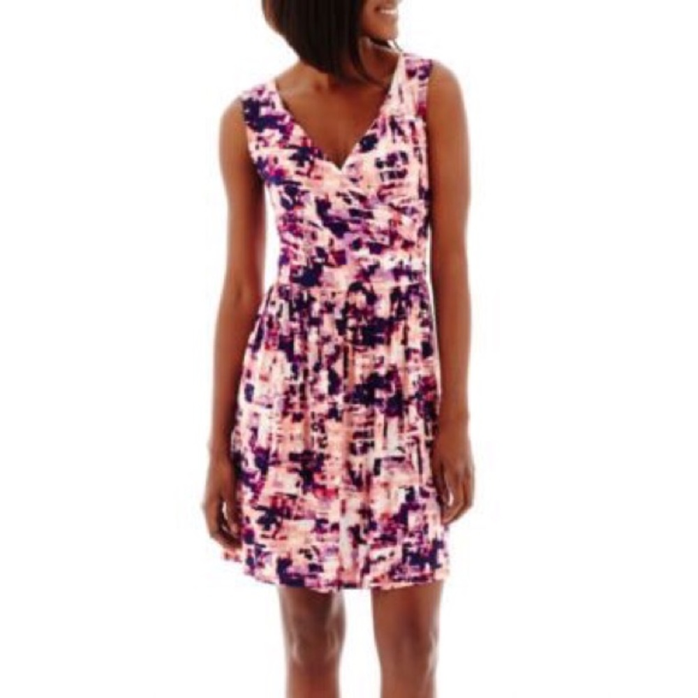 🔺a.n.a purple pink brushstroke v-neck dress